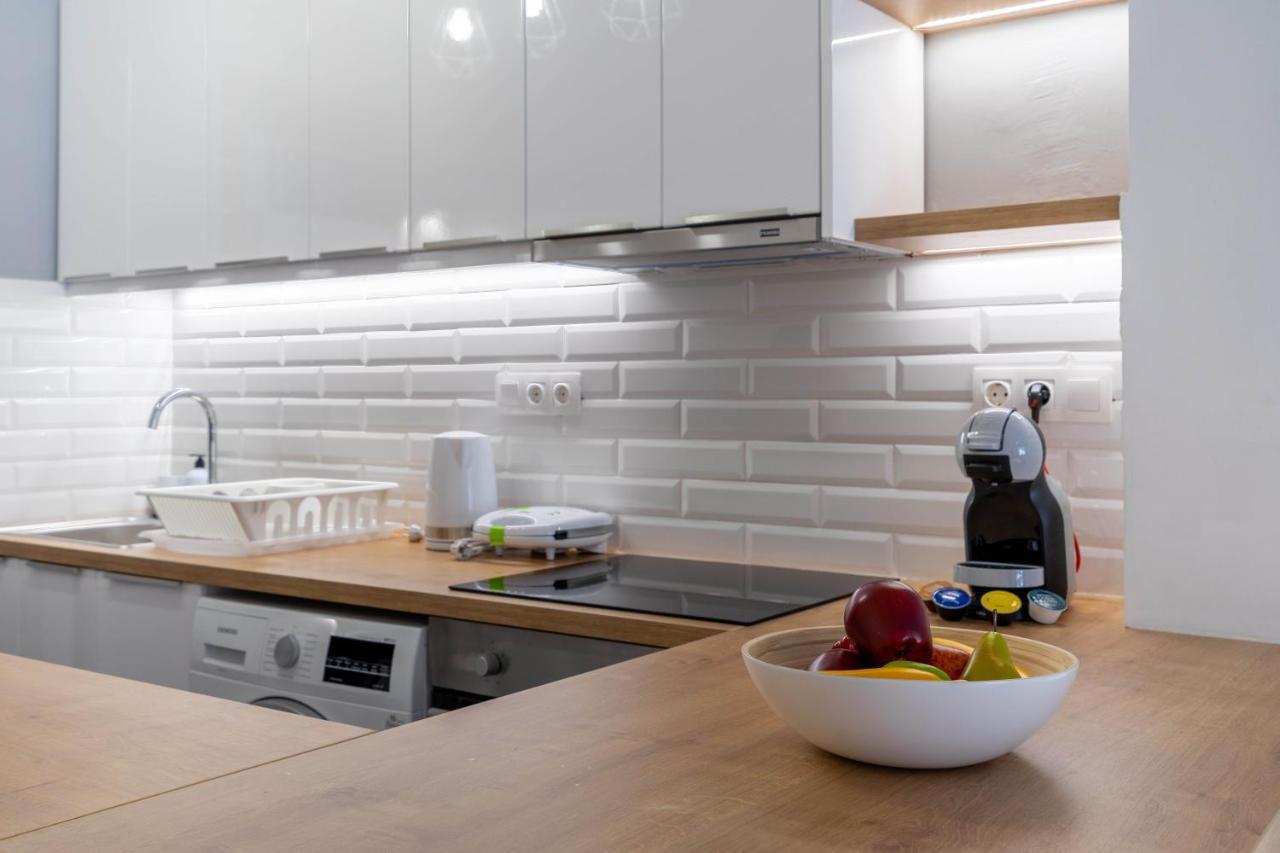 Newly Renovated 2Br Apt! Apartamento Atenas Exterior foto